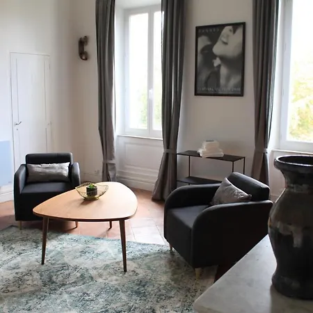 Paul Sabatier-t1-vue Sur Jardin-luxe-wifi-fi-velo * Castelnaudary