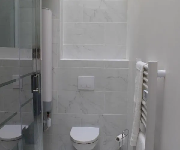 Paul Sabatier-t1-vue Sur Jardin-luxe-wifi-fi-velo Apartamento *